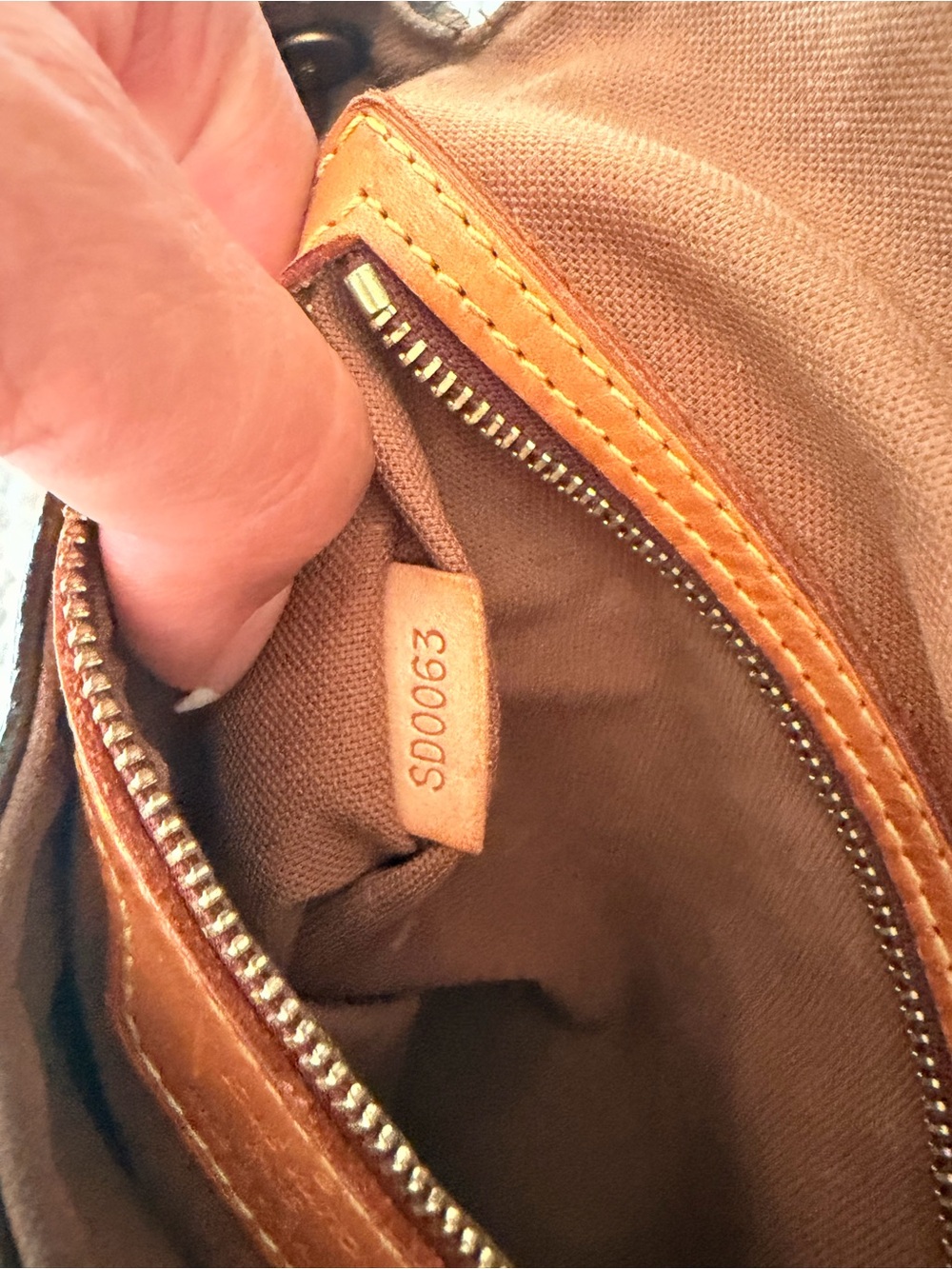 Louis Vuitton Monogram Canvas Crossbody in Brown and Tan - Picture 8 of 15